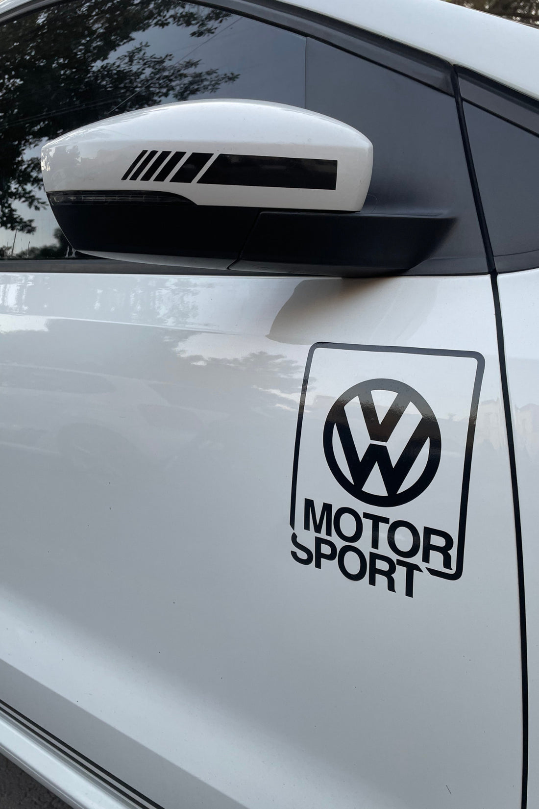 Volkswagen Arabalar için Siyah Volkswagen Dikey Motorsports Sticker Etiket 20CMx14CM (1 Adet)