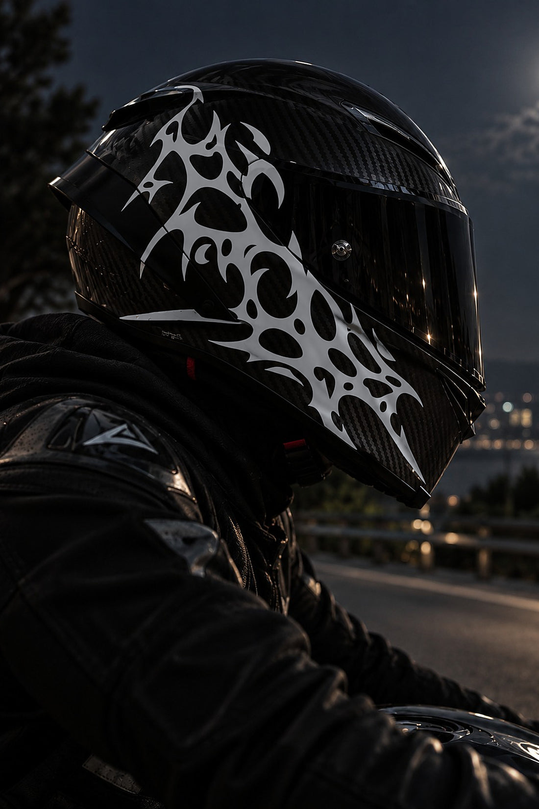 Kask ve Motosiklet için Gotik Ultra Tribal V1 Sticker Etiket (1 Adet)