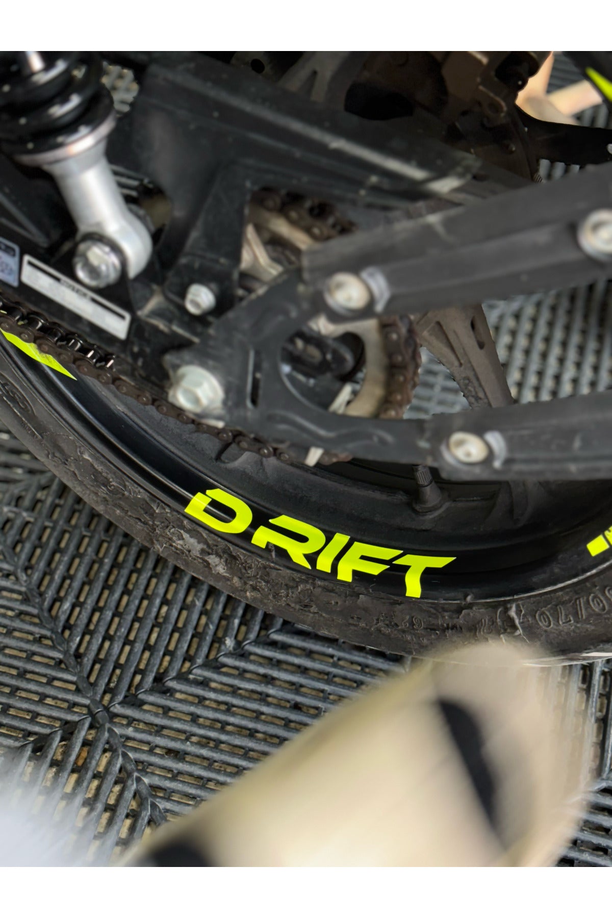 Mondial Drift-L için Jant içi Drift Yazısı Sticker Etiket (4 Adet)