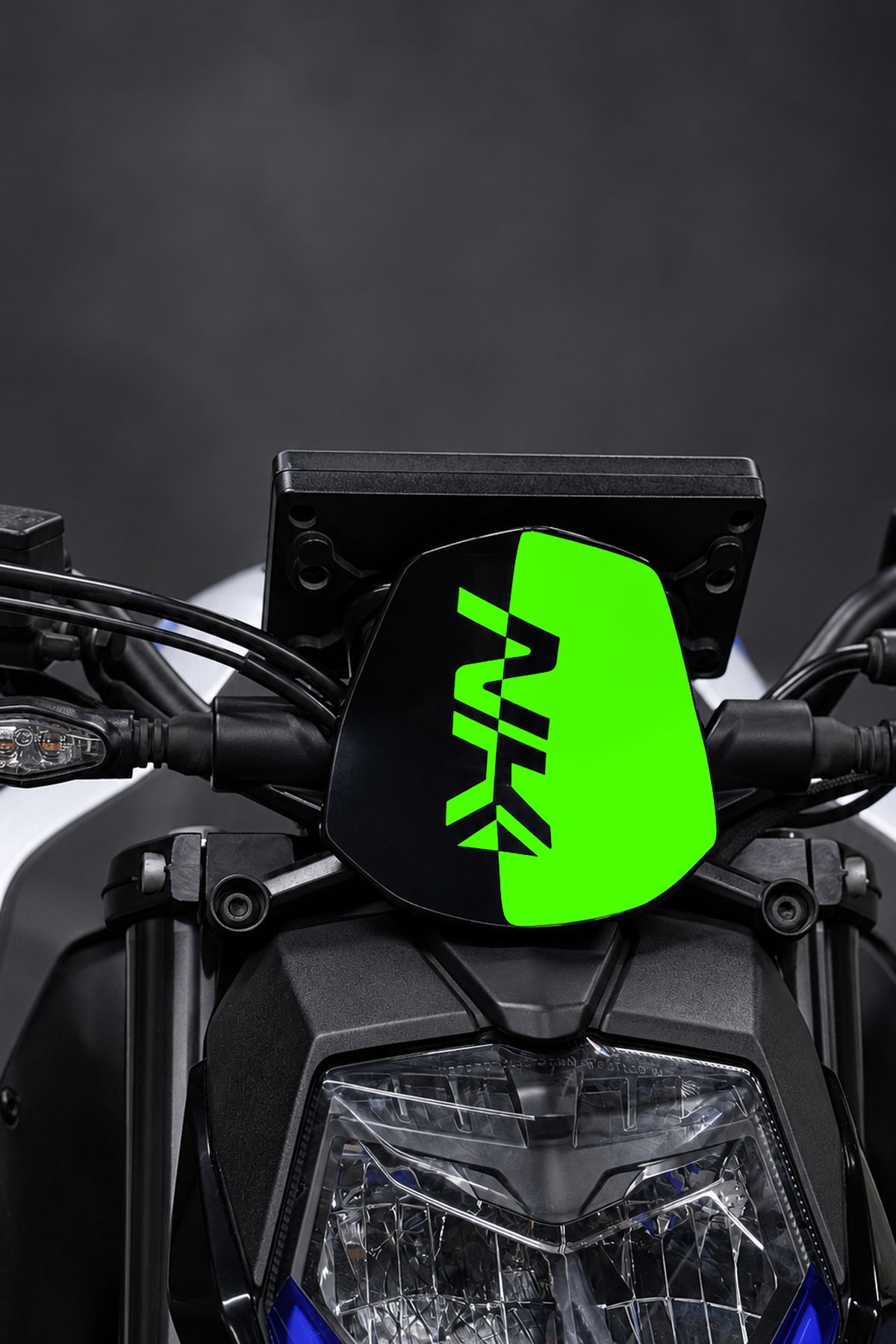 CFMOTO NK250 için Siperlik için NK Yazılı Kafa Detay Sticker (1 Adet)
