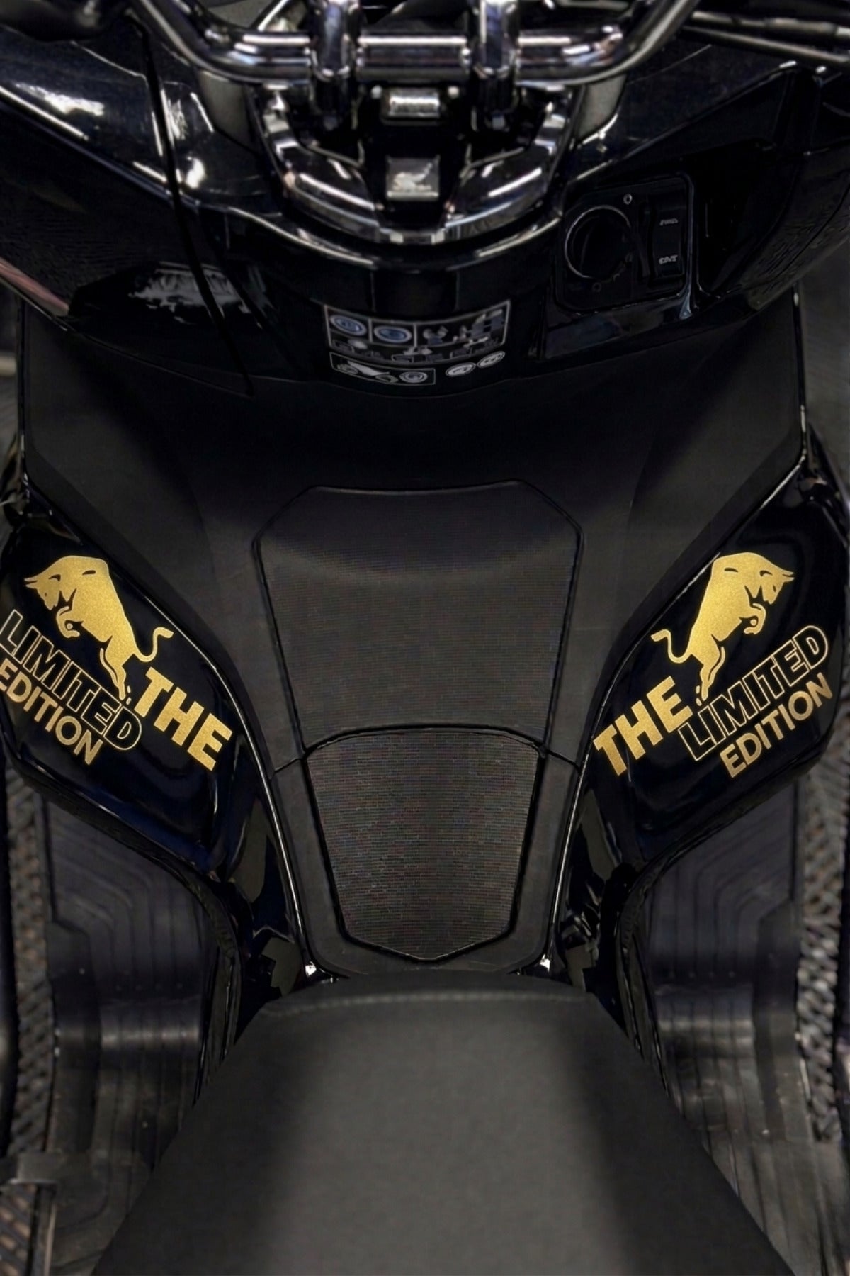 Honda Pcx için Sağ-Sol Boğa Limited Edition Sticker Seti (Sağ ve Sol)