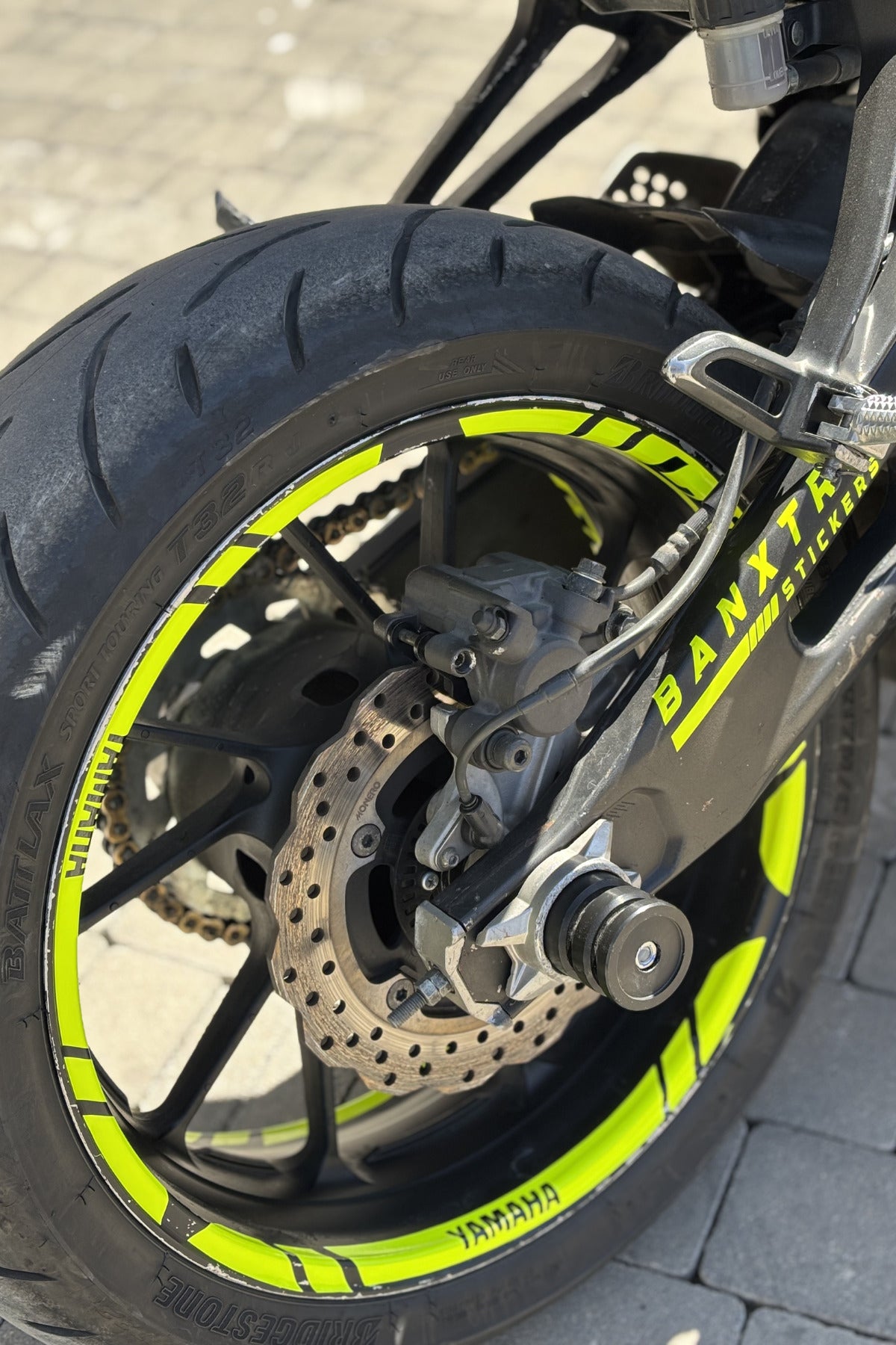Yamaha Motor Grubu için Neon Sarı Tüm Modellere Uyumlu Jant şeridi (12 Parça)