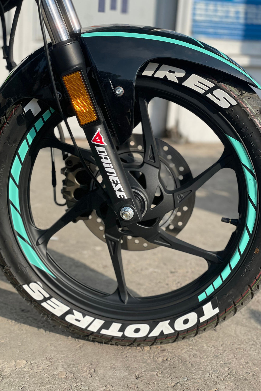 Motor Jantı için Nane Renk  Tüm Motorlara Uyumlu Jant Şeridi Sticker Etiket (8 Parça Set)