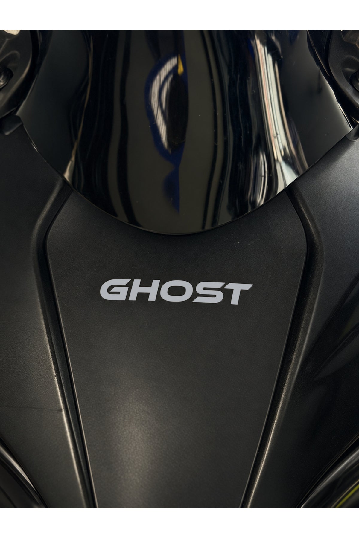 450SR Ön Grenaj için GHOST (Hayalet) Yazı Sticker Etiket (7CM)