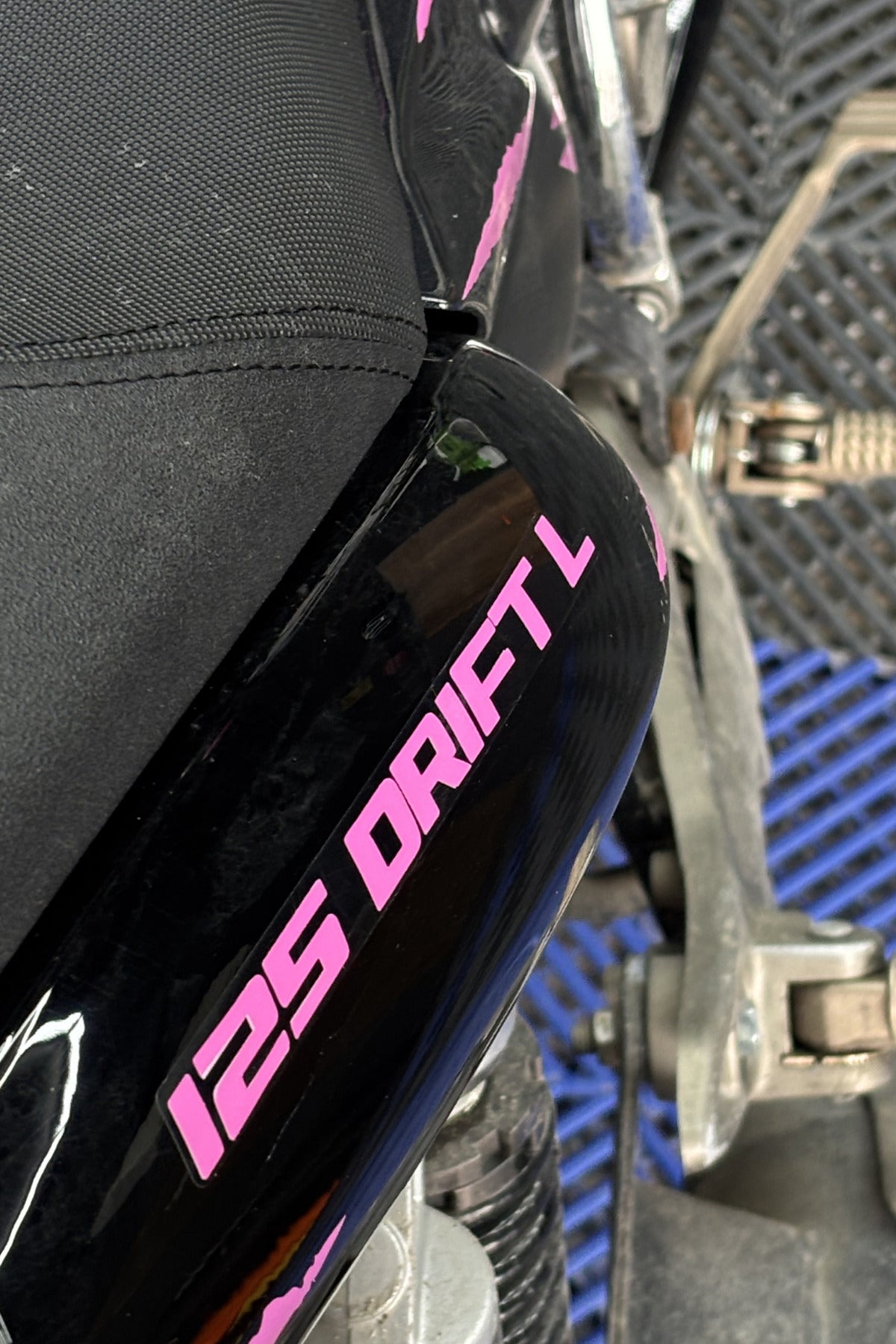 Mondial Drift-L için Orijinal 125 Drift-L Yazı Sticker