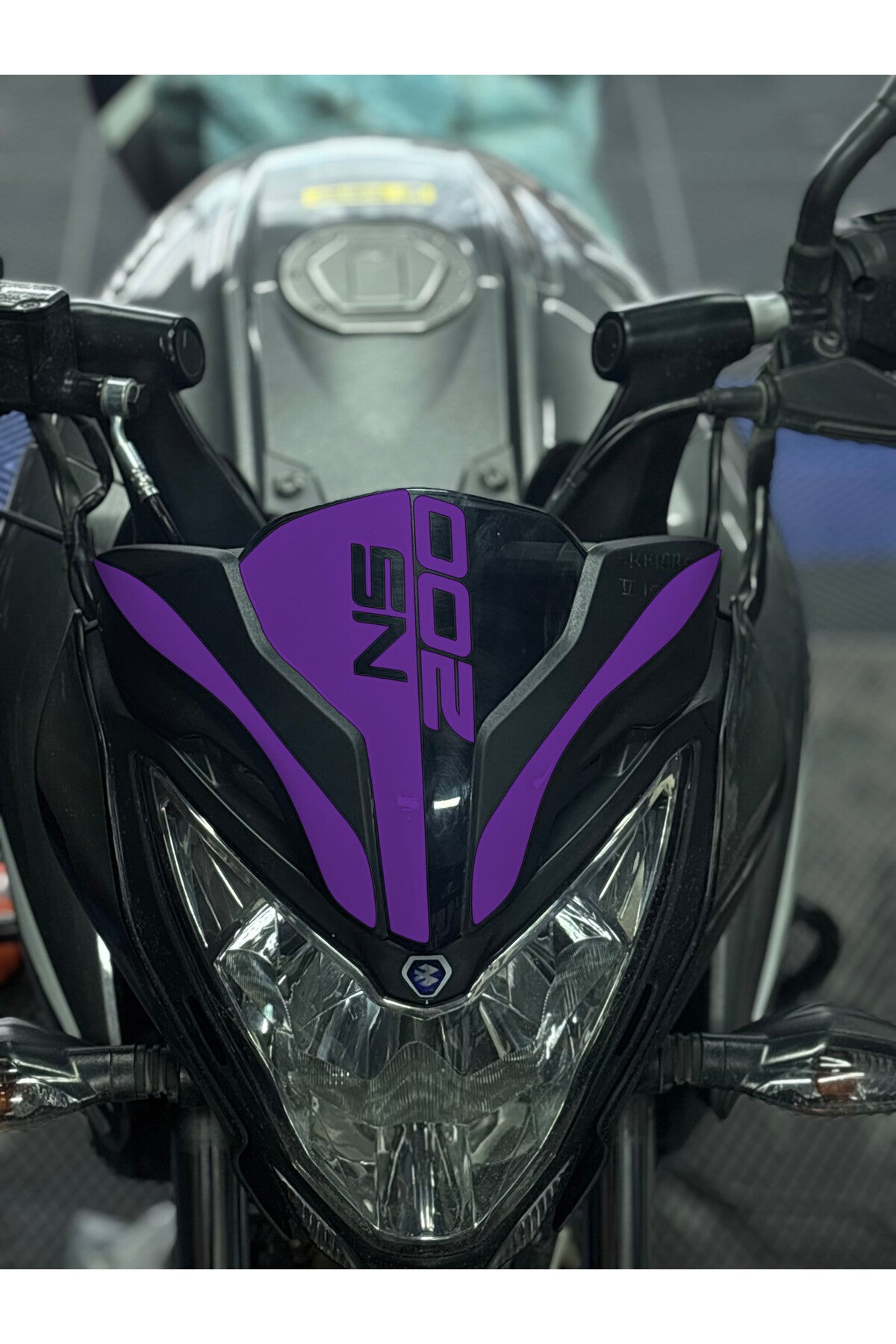 Bajaj Pulsar NS200 için Kafa Detay Sticker Seti NS200 Yazılı 3 Parça