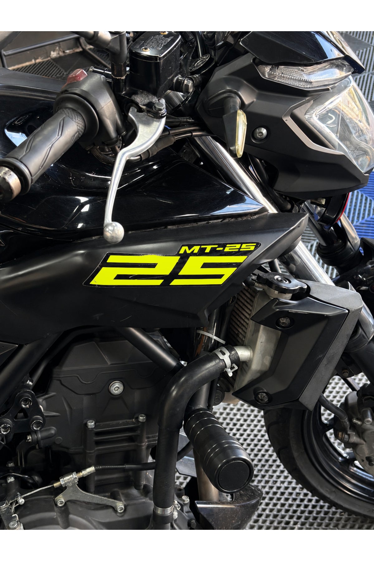 Yamaha MT-25 Eski Kasa için Orijinal Renkli Sticker Seti (Sağ ve Sol )