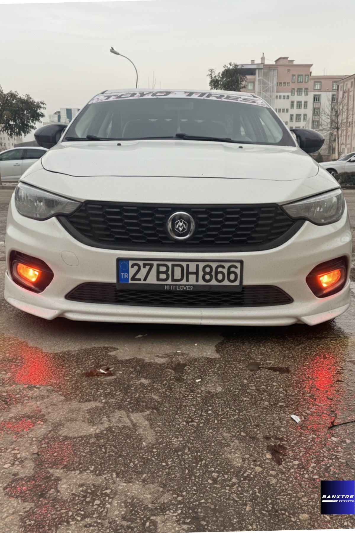 Fiat Egea için Sağ ve Sol Far Sticker Seti