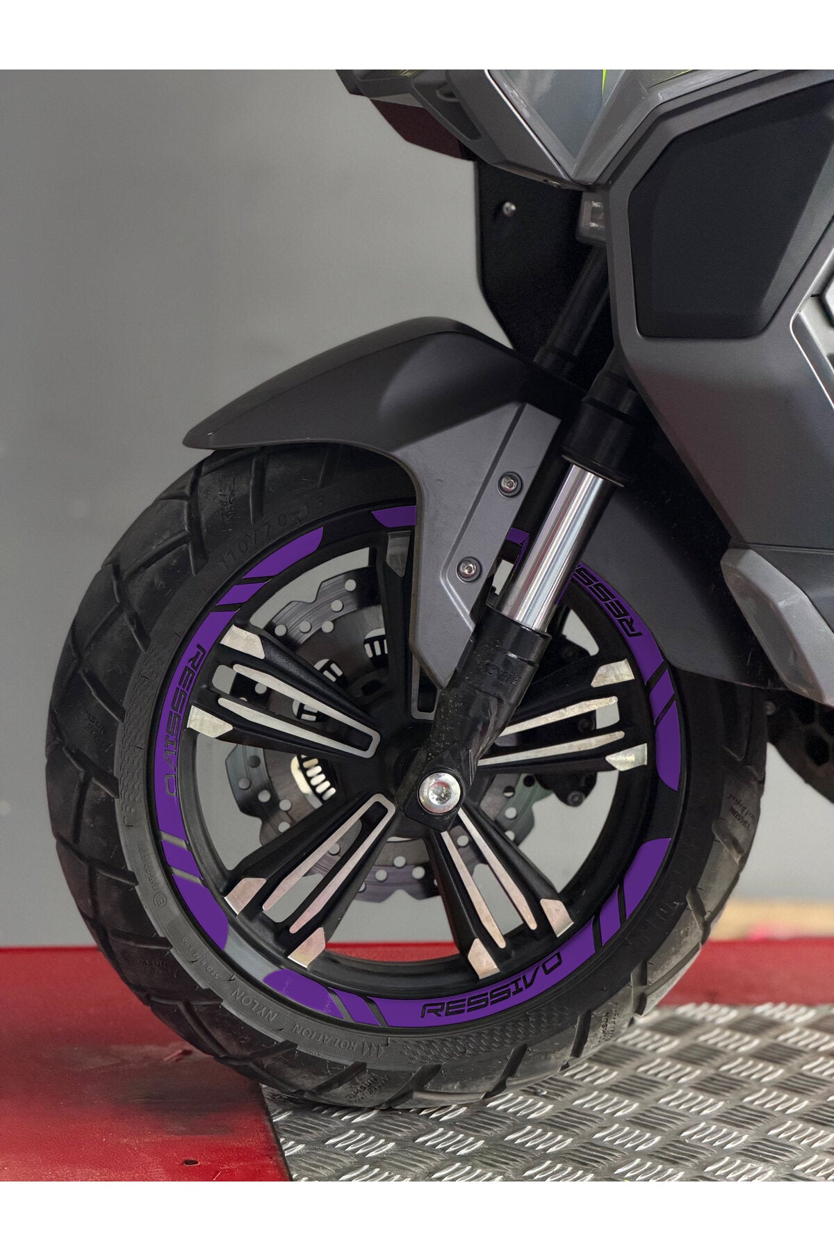 Mondial Ressivo Scooter için Jant Şeridi Sticker Seti (12 Parça Ön Arka Yeterli)