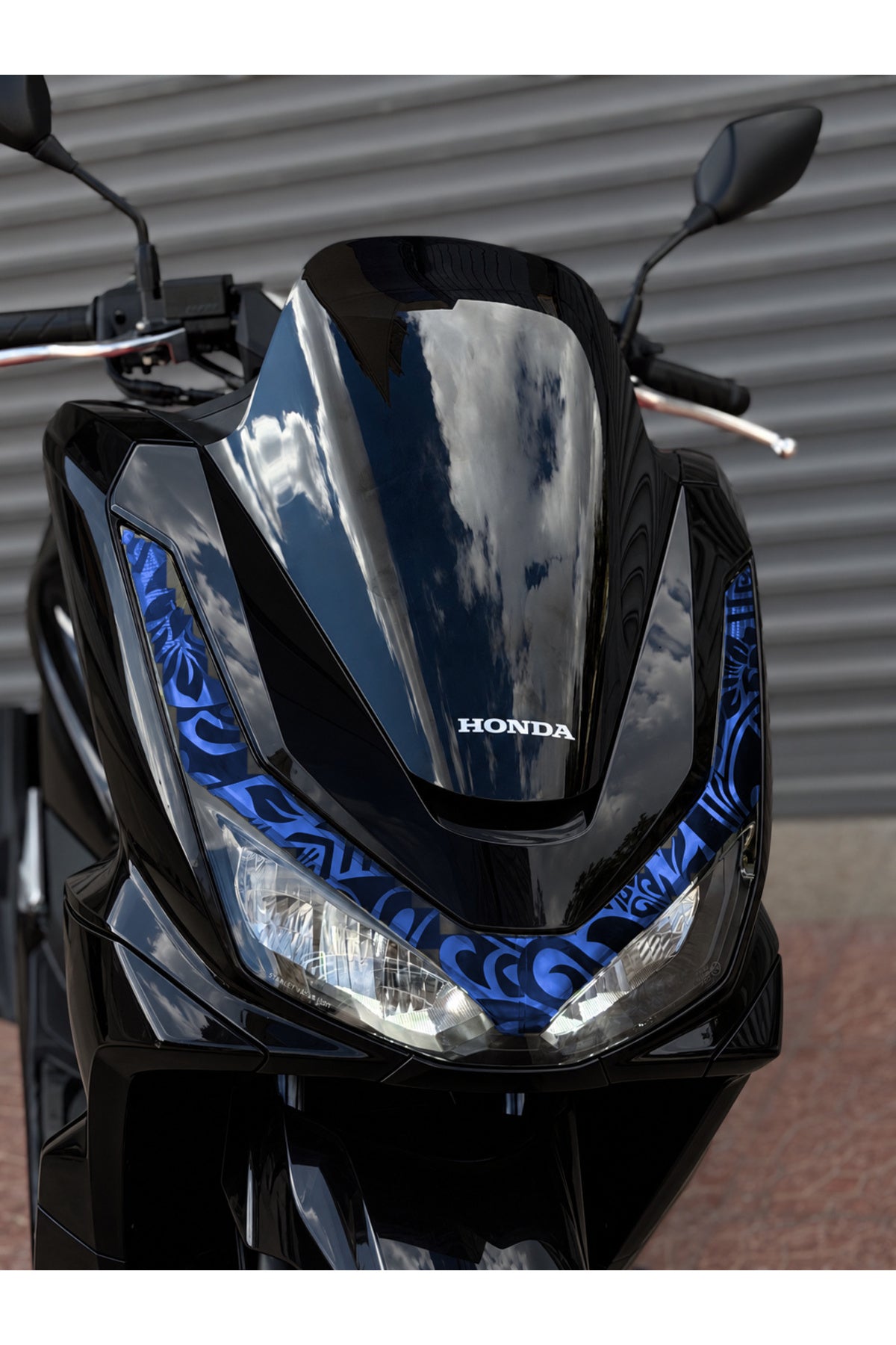 Honda PCX Deluxe için Yaprak Desenli Dövme Far Filmi Far Tasarım Sticker (2025-2026 Uyumlu)