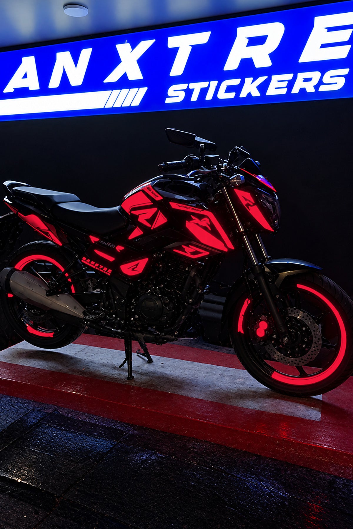 TVS Raider 125 için Komple Premium Reflektörlü Kaplama Sticker Seti (Sağ ve Sol)