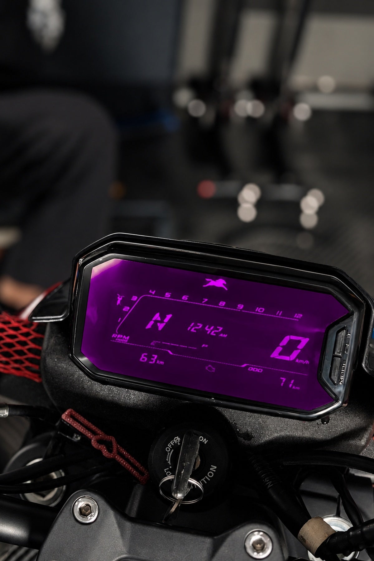 TVS Raider 125 için Gösterge Renklendirme Hazır Kesim Şeffaf Renkli Film Sticker