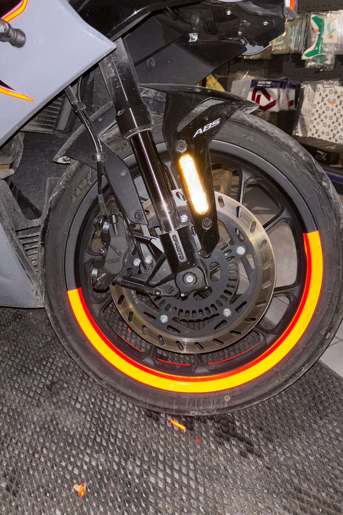 Motosiklet 17 Inch Jantlara Uyumlu Reflektörlü Yarım Jant Şeridi