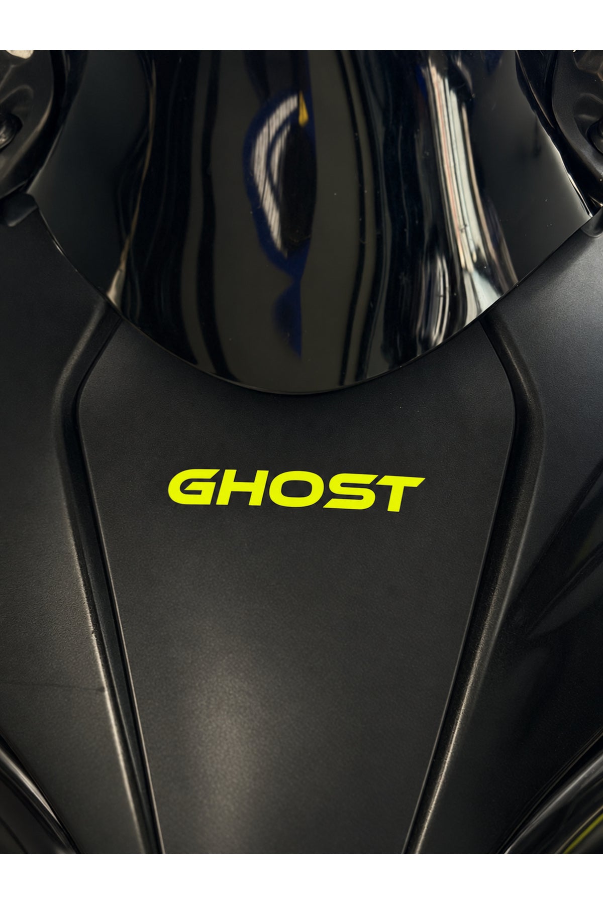 450SR Ön Grenaj için GHOST (Hayalet) Yazı Sticker Etiket (7CM)