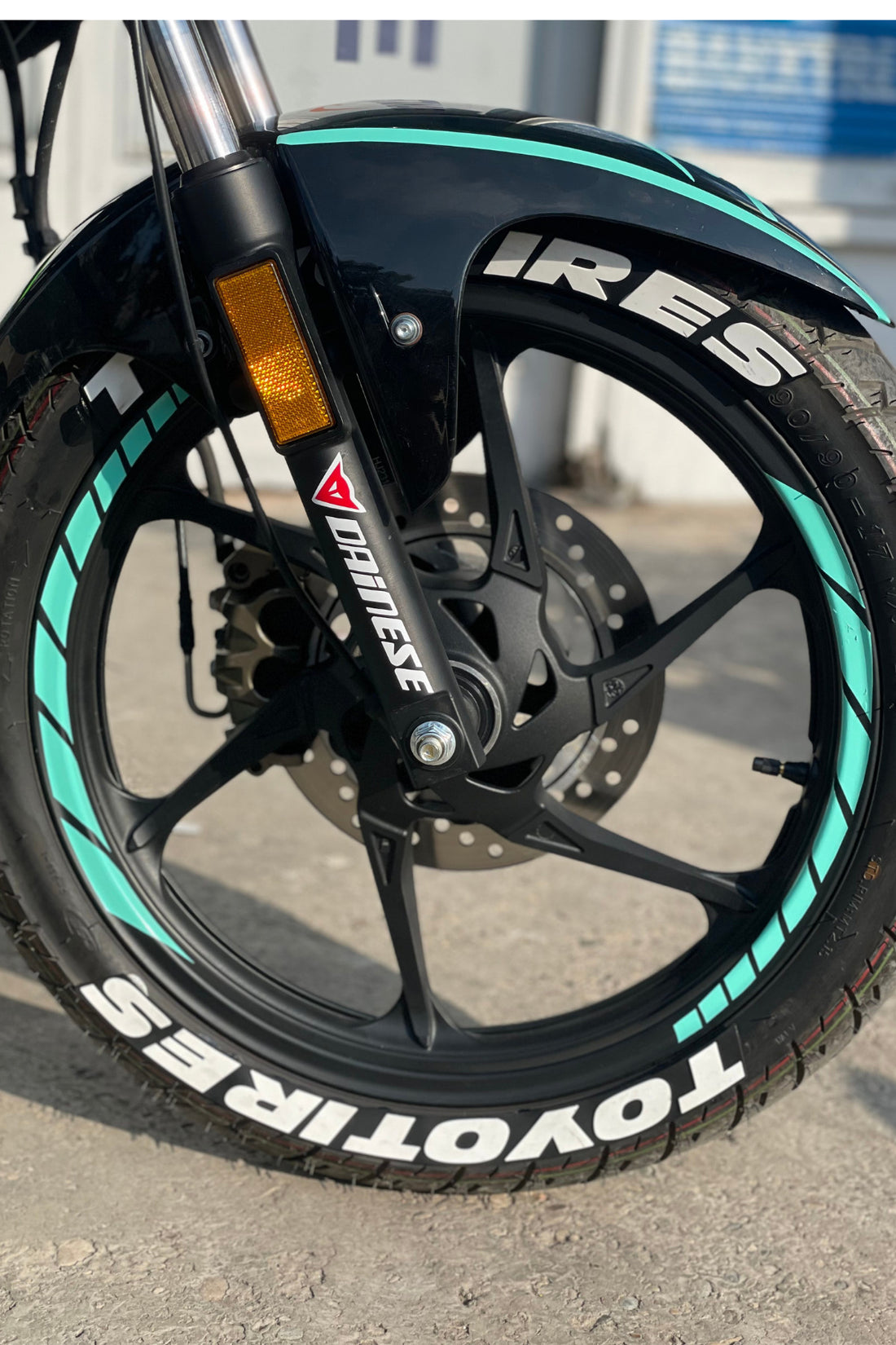 Motor Jantı için Nane Renk  Tüm Motorlara Uyumlu Jant Şeridi Sticker Etiket (8 Parça Set)