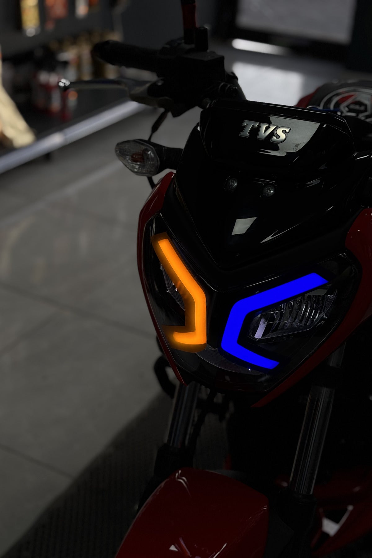 TVS Raider Gündüz Farı için Renkli Far Filmi Sticker
