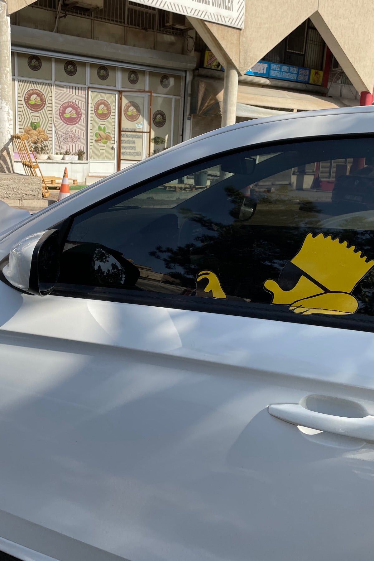 Araba Camı için Simpsonlar Sticker Araba Süren Simpson Sol Ön Cam için Sticker (1 Adet)