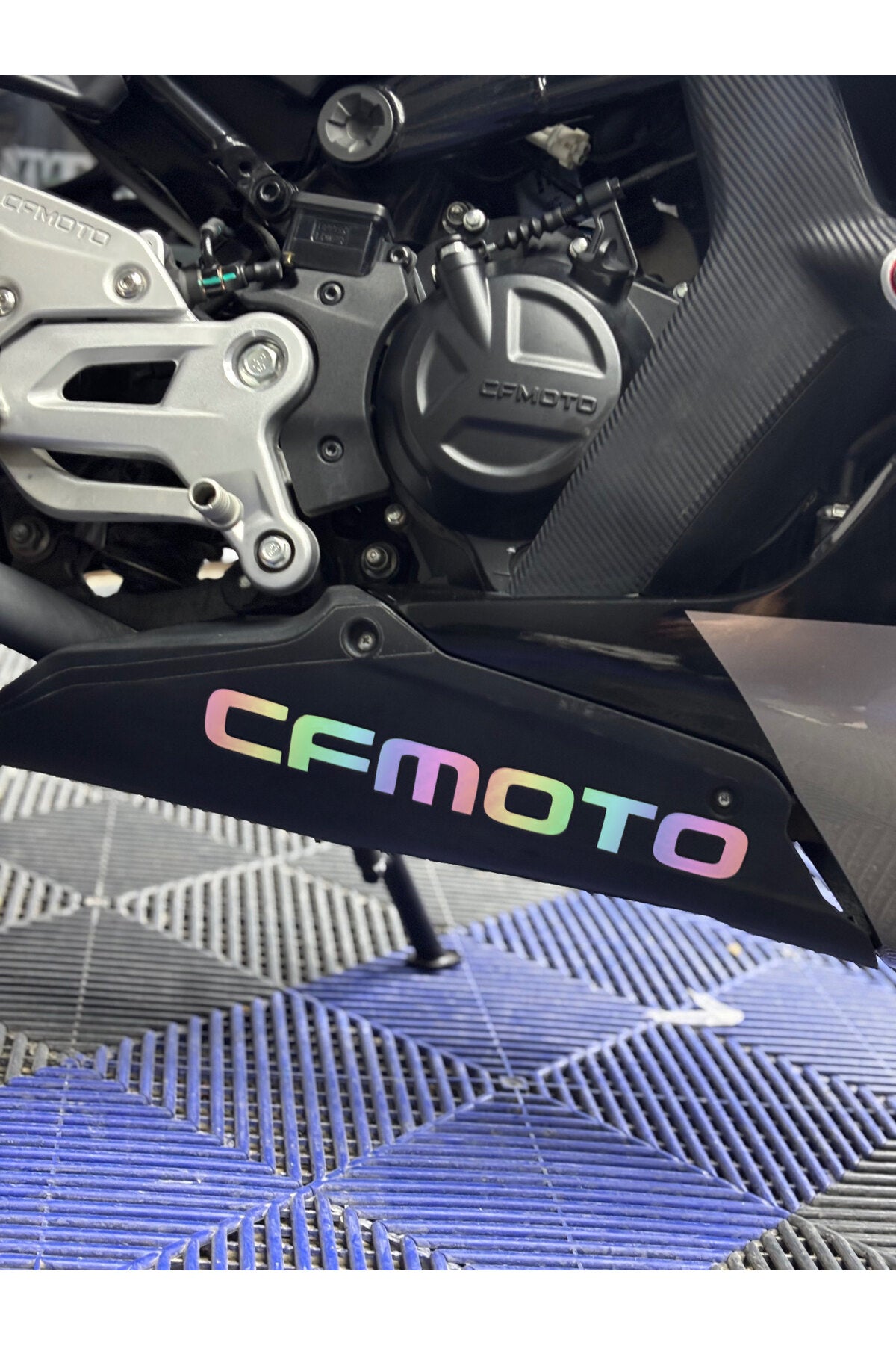 CFMOTO 450SR Alt Sakal için CFMOTO Yazı Sticker Etiket (30CM)
