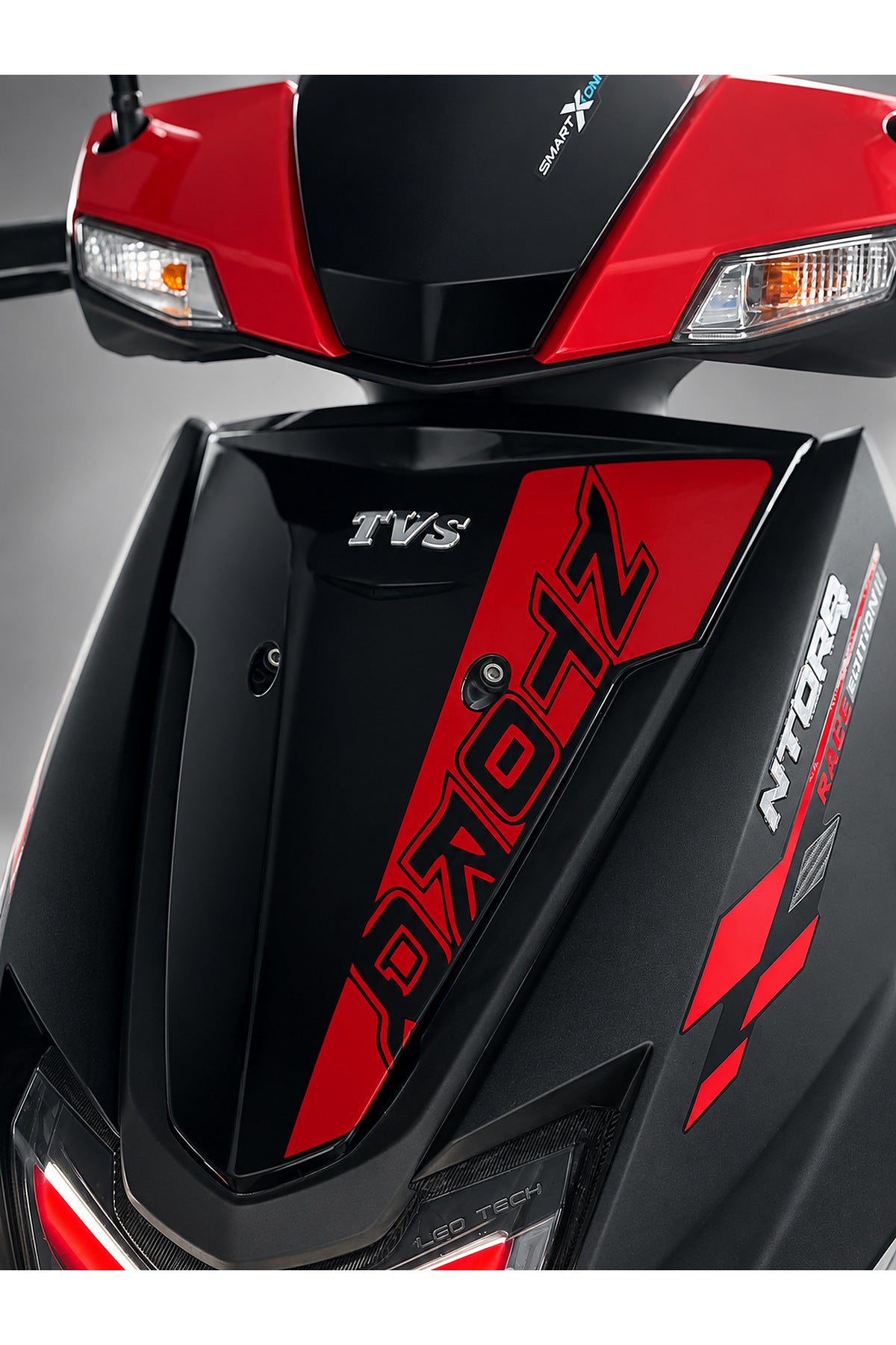 TVS Ntorq 125 için Ön Panel için NTORQ Yazılı Parça Detay Dekor Sticker