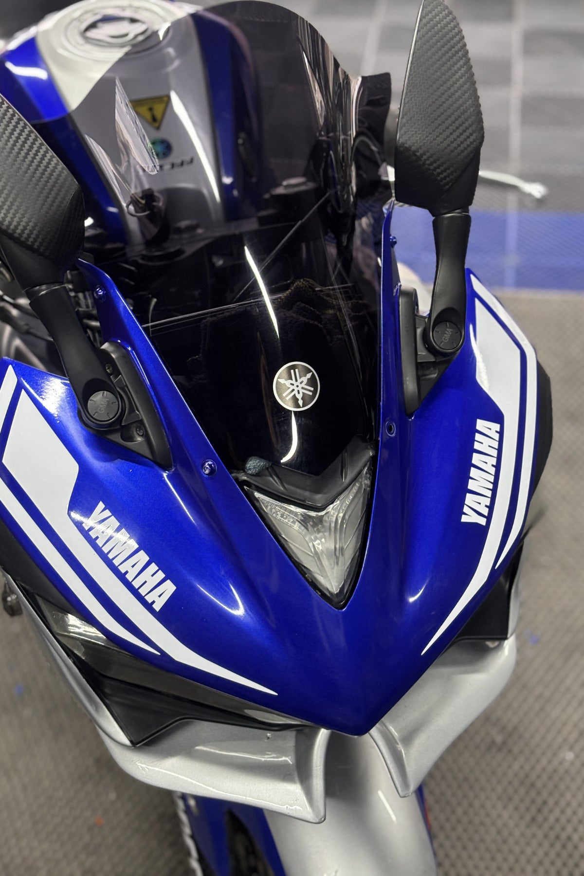 YAMAHA R25 için Kafa Detay Sticker Seti (2014-2018) Modeller Yıllarına Uyumlu