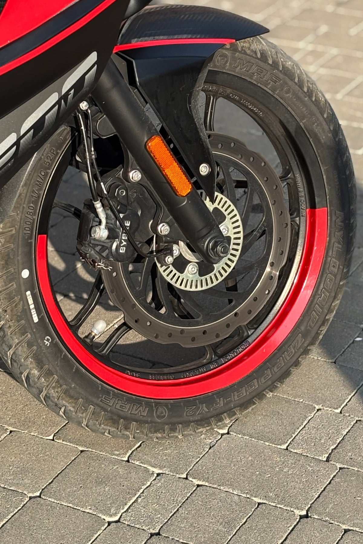 Motorsiklet Jantı için Kırmızı Yarım Jant Şeridi Sticker Seti(4 Parça)