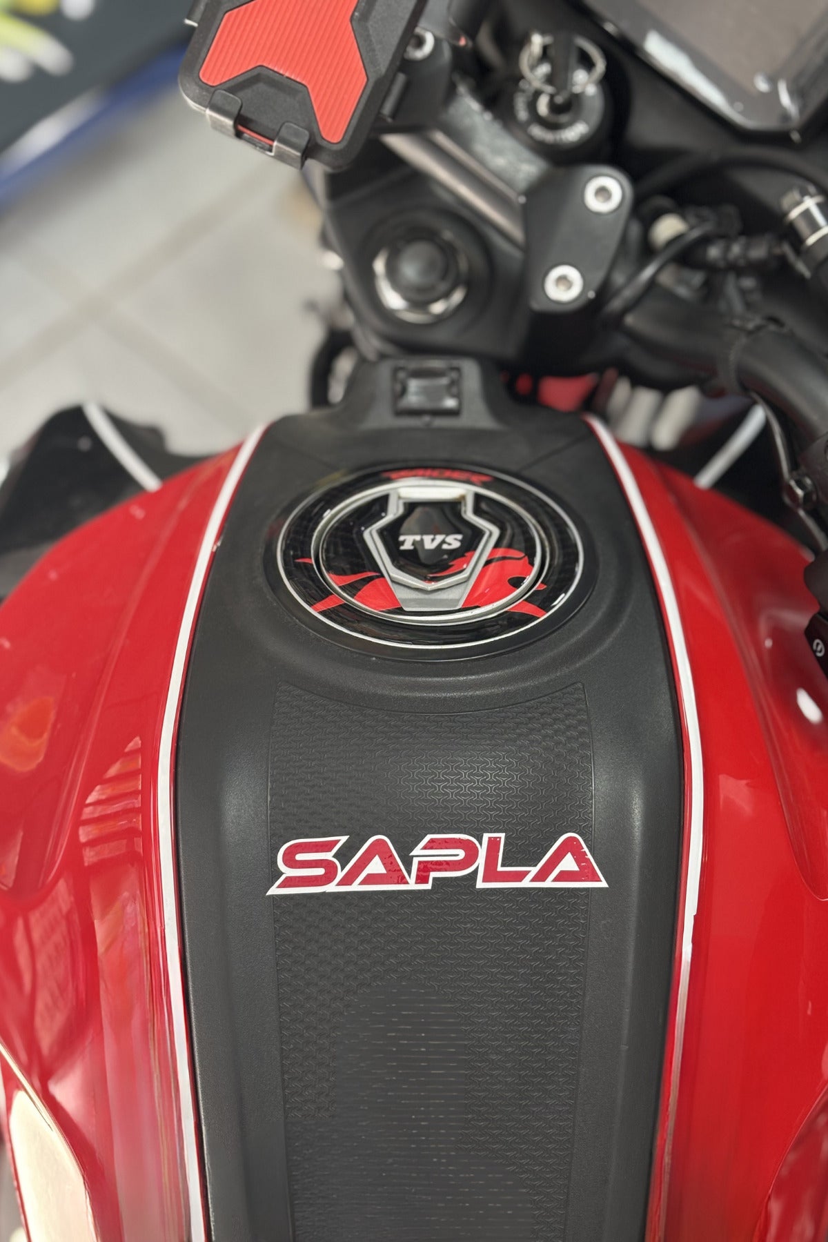 Motor ve Kask için Sapla Sticker Etiket (12CM)