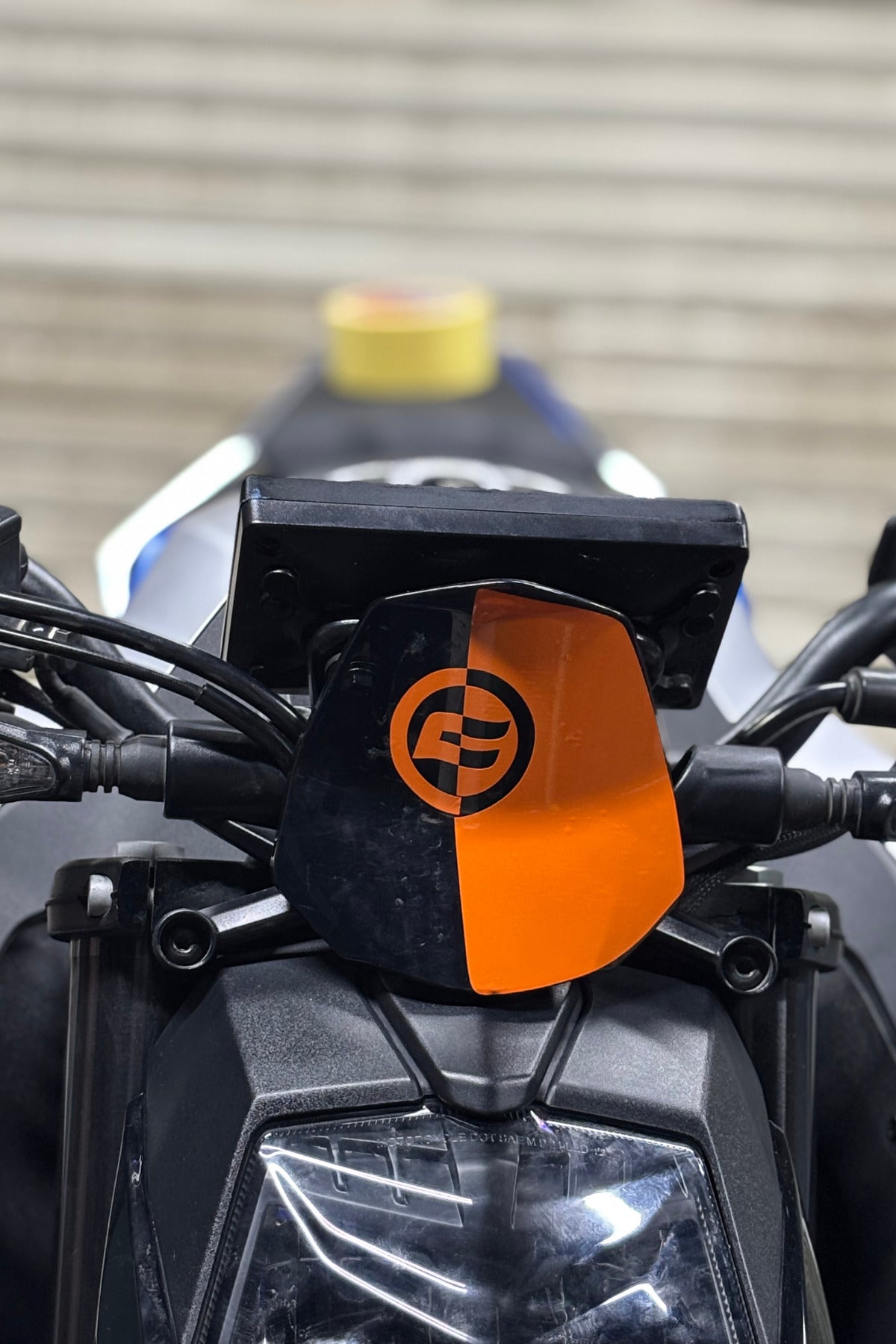 CFMOTO NK250 için Ön Siperlik Detay Sticker