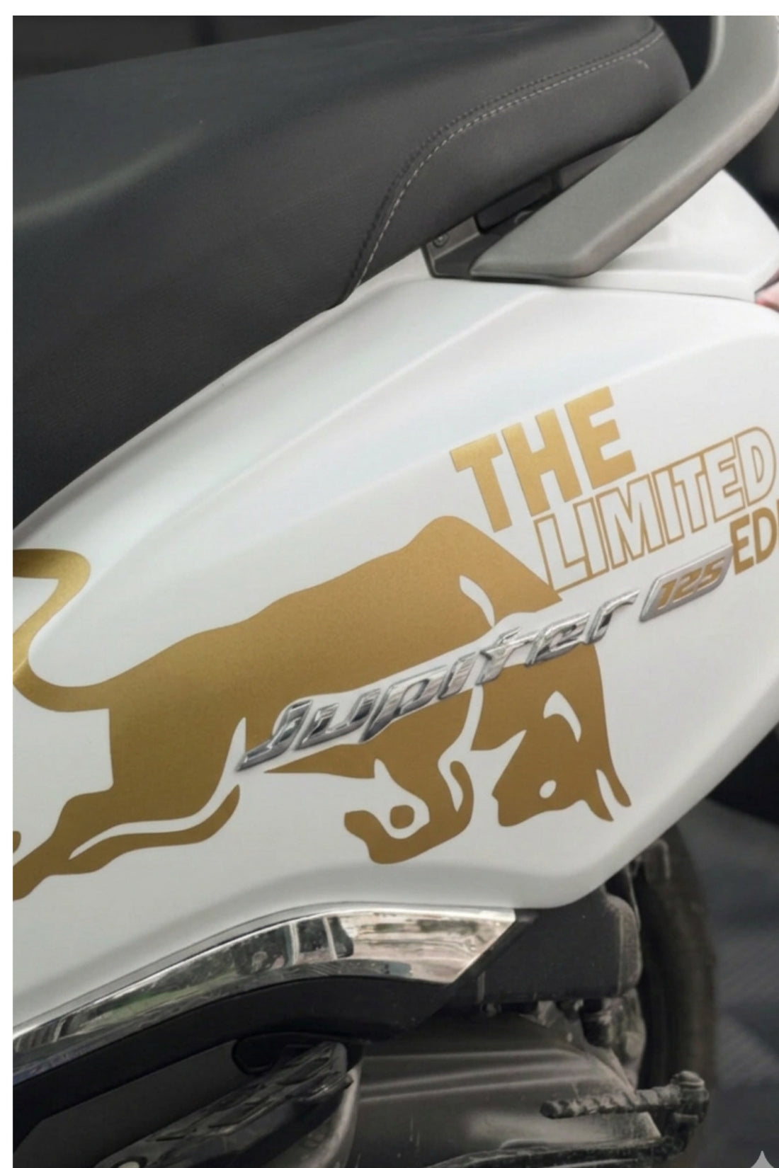 TVS Jupiter 125 için The Limited Edition Sticker Seti