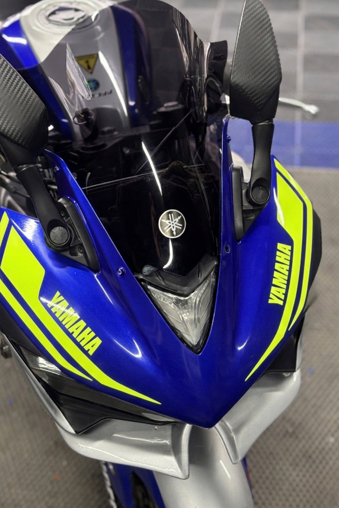 YAMAHA R25 için Kafa Detay Sticker Seti (2014-2018) Modeller Yıllarına Uyumlu