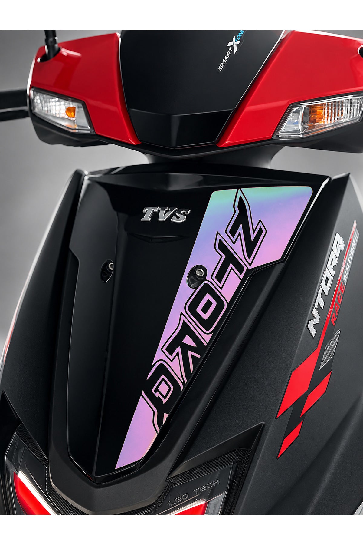 TVS Ntorq 125 için Ön Panel için NTORQ Yazılı Parça Detay Dekor Sticker