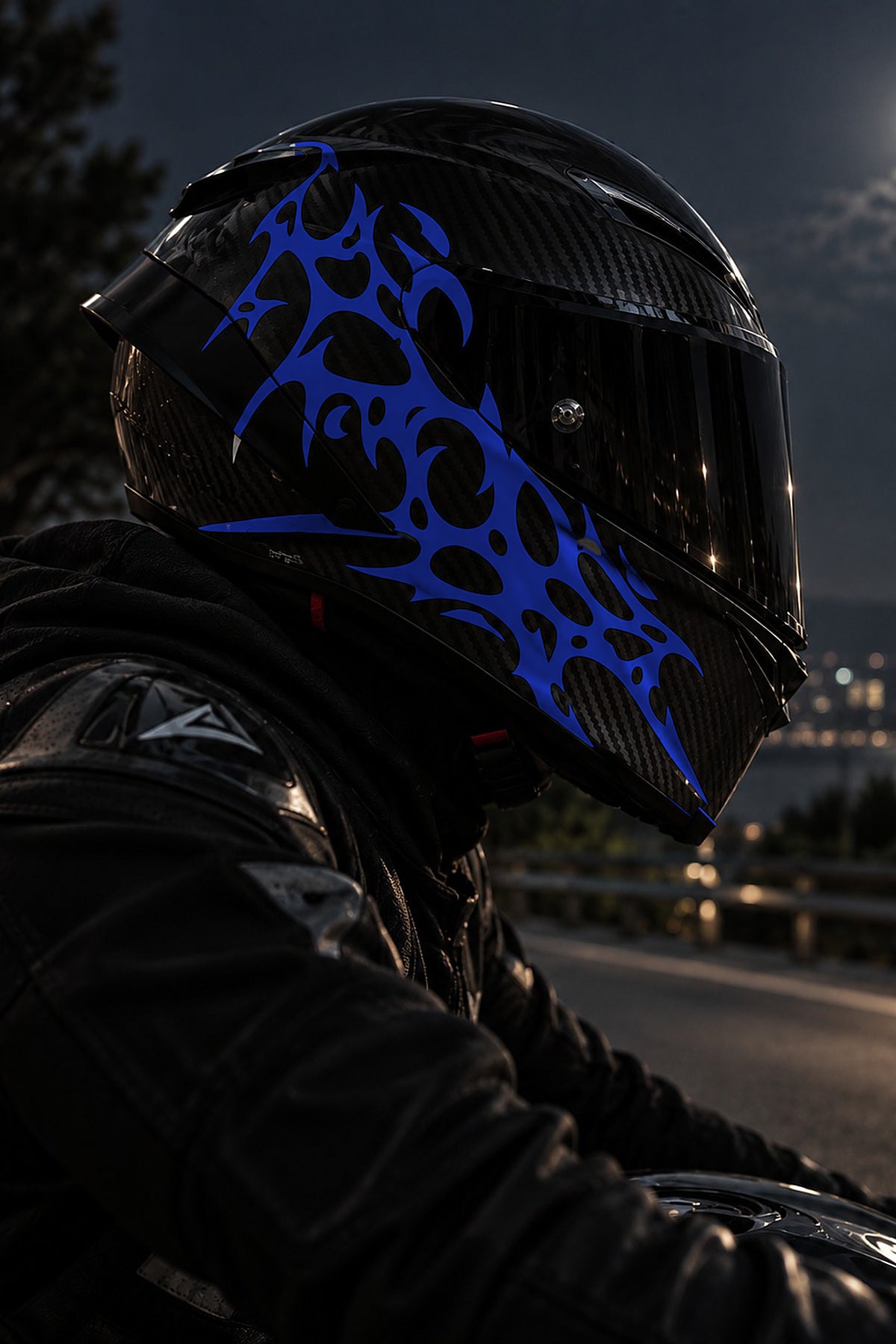 Kask ve Motosiklet için Gotik Ultra Tribal V1 Sticker Etiket (1 Adet)