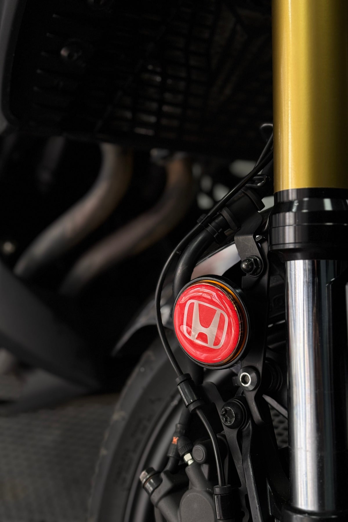 Motosiklet ve Kedigözü Reflektör için Kırmızı Honda Damla Sticker (2 Adet)