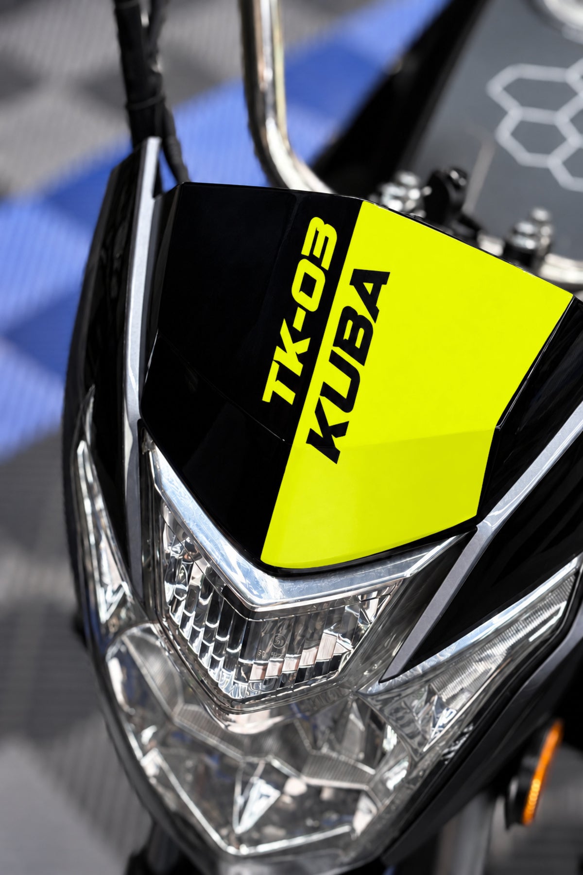 KUBA TK-03 için Kafa Detay Sticker (İşçilik Gerektirir)
