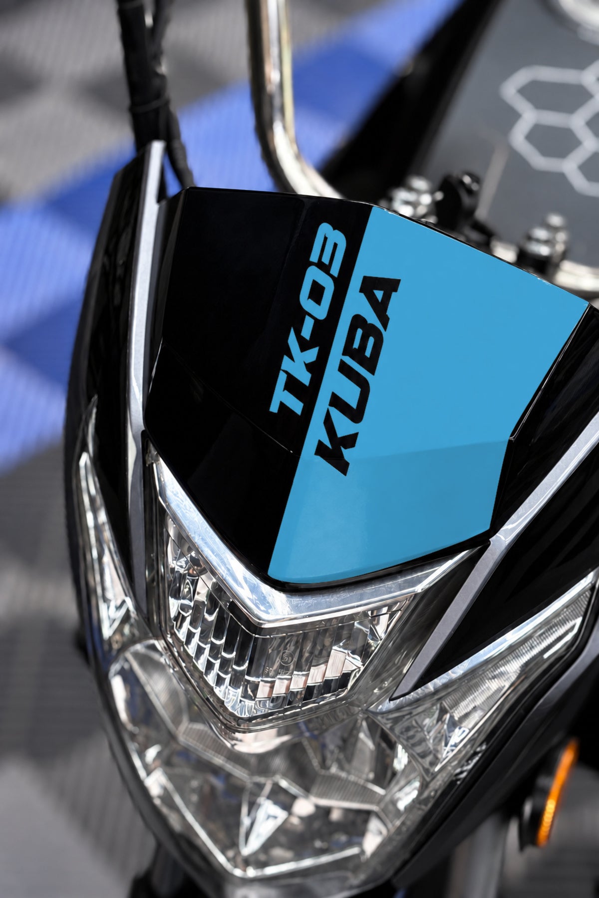 KUBA TK-03 için Kafa Detay Sticker (İşçilik Gerektirir)