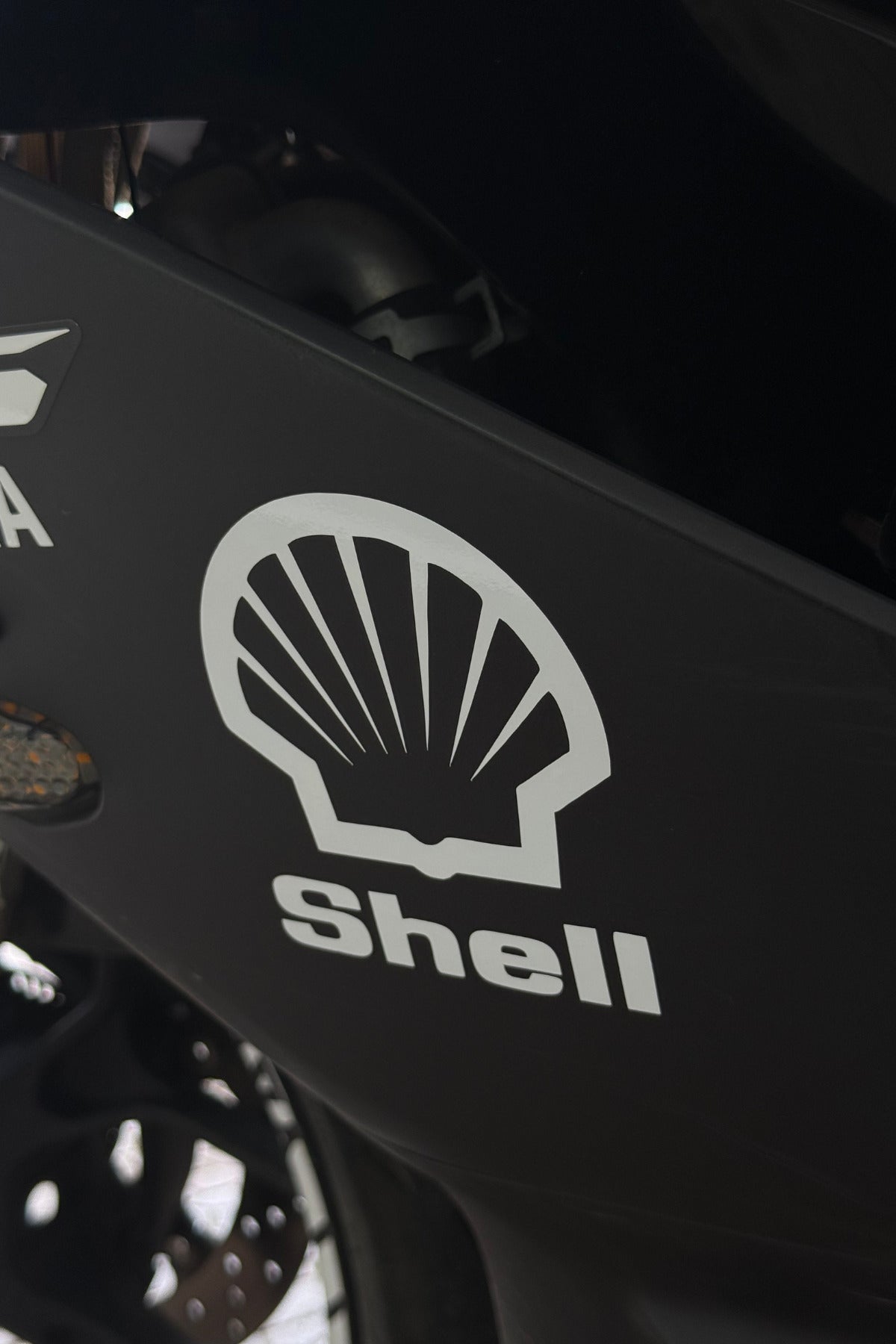 Motor-Araba-Laptop için Beyaz Shell Sticker ( 8,5CMX10CM) 1 Adet