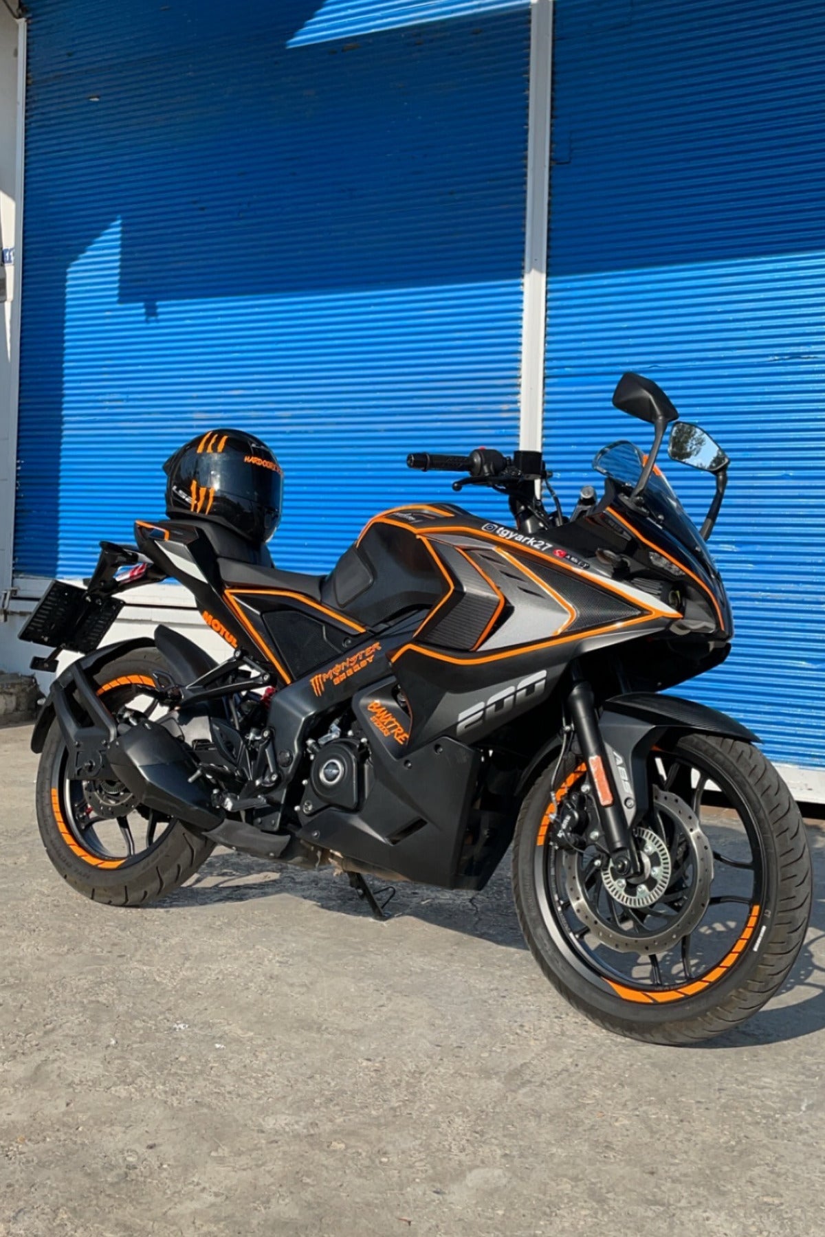 Bajaj Pulsar RS200 için Orafol Neon Turuncu Sticker Seti 29 Parça