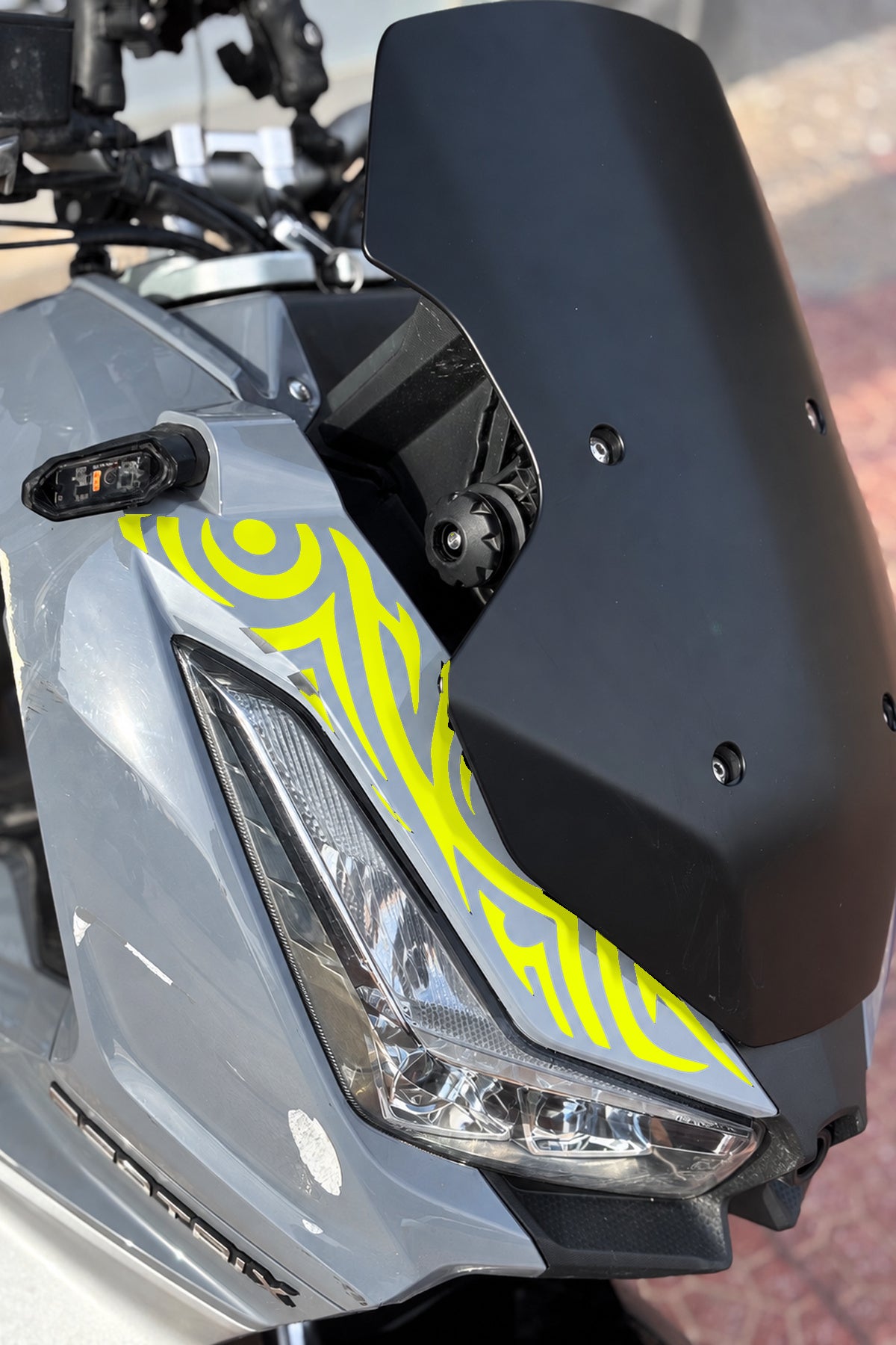 Arora Beatrix Scooter Ön Panel Tribal Desen Dövme Sticker