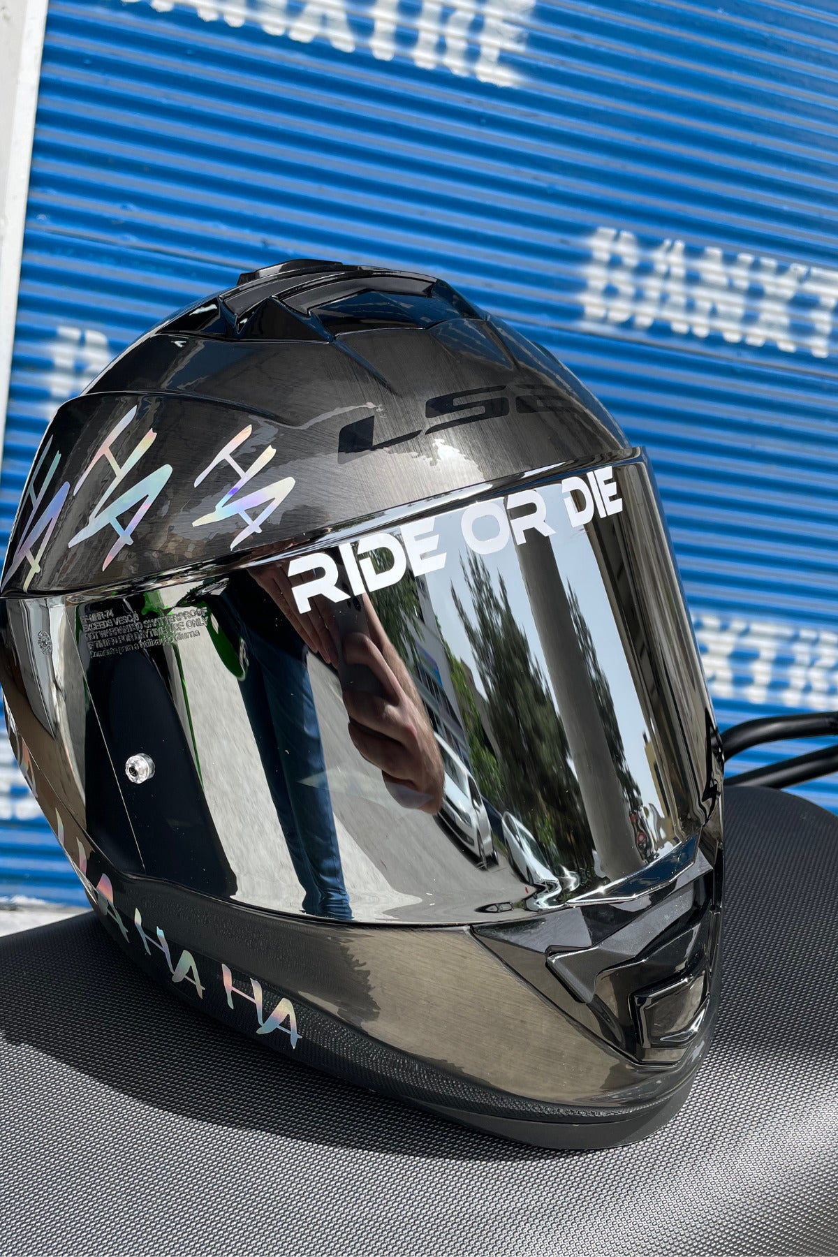 Dekoratif Beyaz Ride Or Die Sticker Kask-Vizör için Etiket (1 Adet)