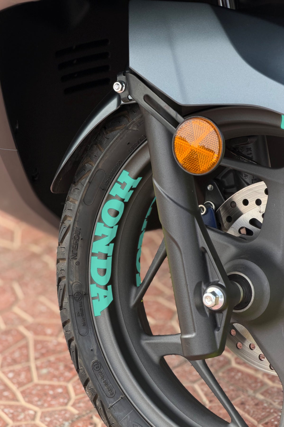 Honda PCX-Forza-Dio için Jant içi Honda Yazı Sticker Etiket (4 Adet)