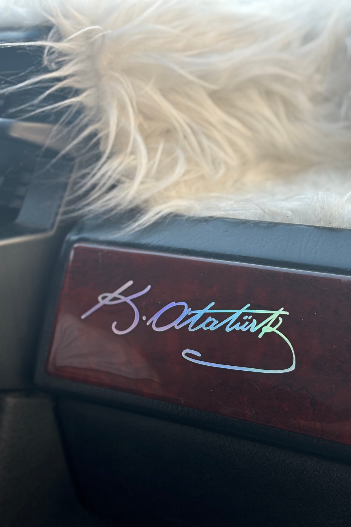 Araba-Motor ve Kask için Hologramlı Kemal Atatürk İmza Sticker Etiket (15CM)