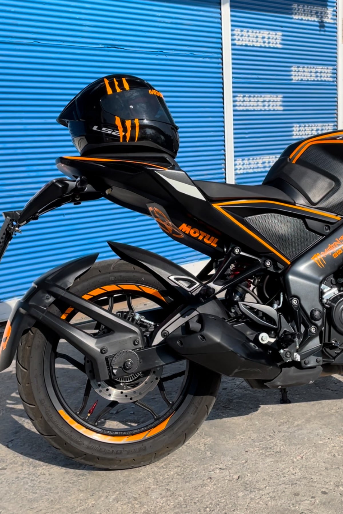Kask için Orafol Neon Turuncu Pençe İzi  Sticker Etiket