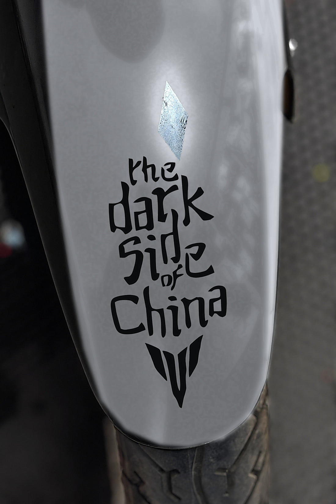 Motosiklet ve Kask için The Dark Side of China Sticker Etiket (15CM)