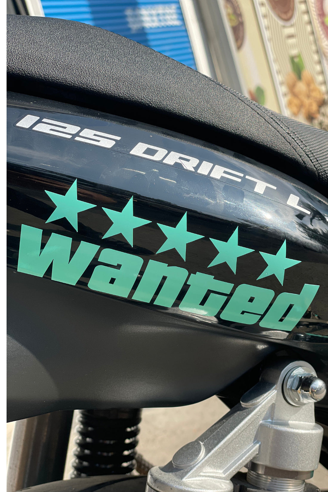 Motor-Araba-Kask için Nane Renk Wanted Sticker Etiket (1 Adet)