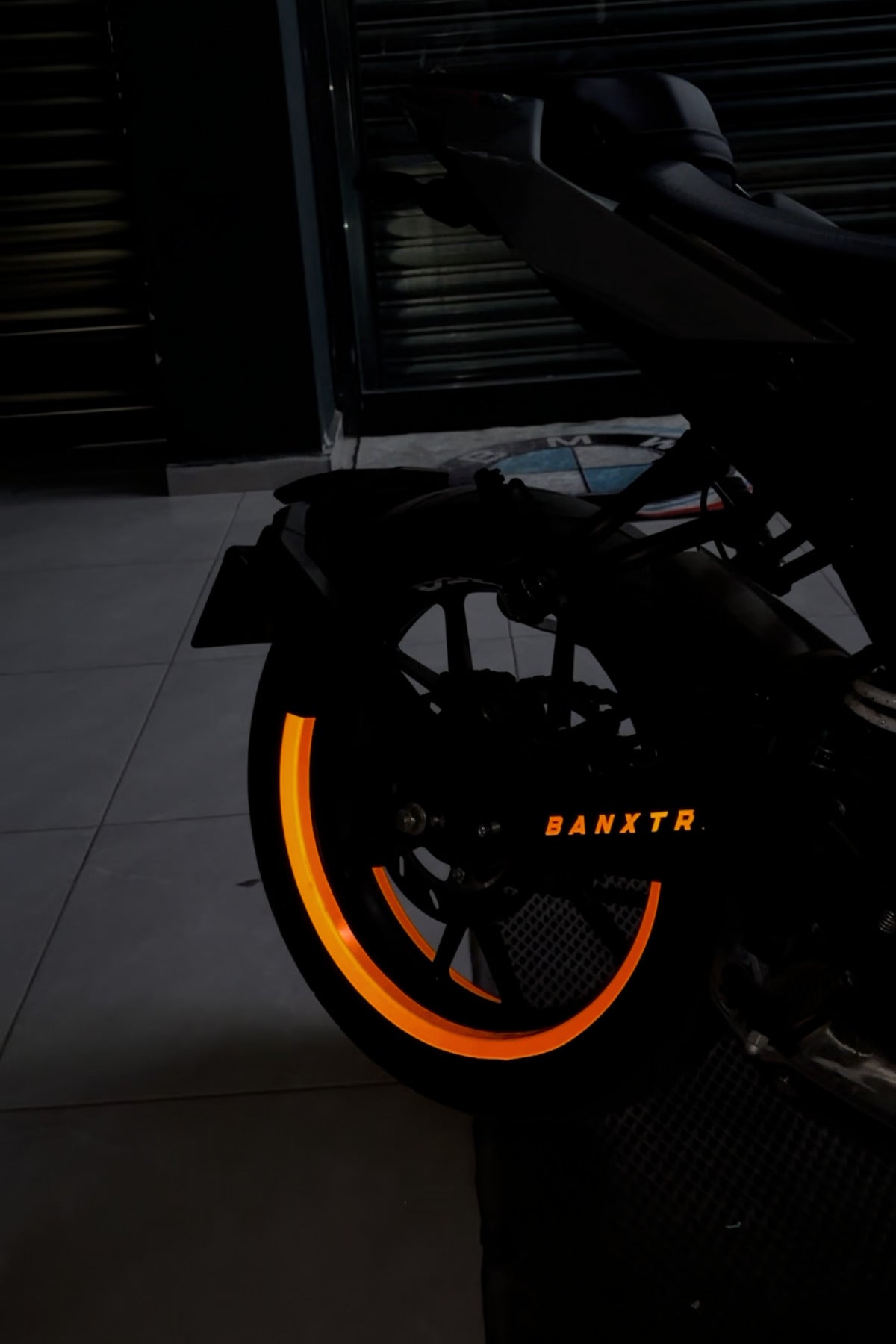 Motosiklet 17 Inch Jantlara Uyumlu Reflektörlü Yarım Jant Şeridi