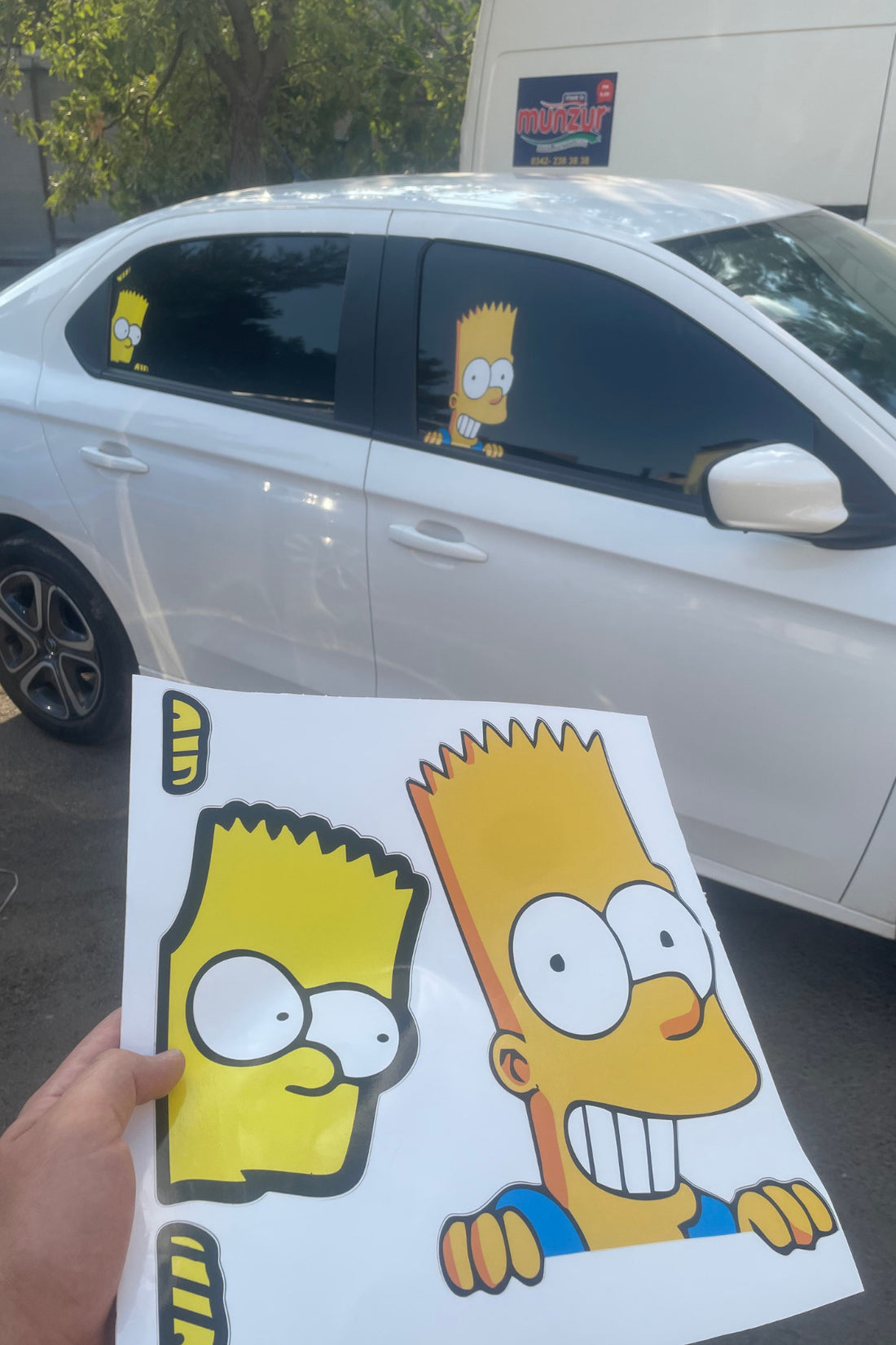 Araba Camı için Simpsonlar Seti Sticker Etiket (Sağ Taraf için) 2'li Set 30CMx20CM