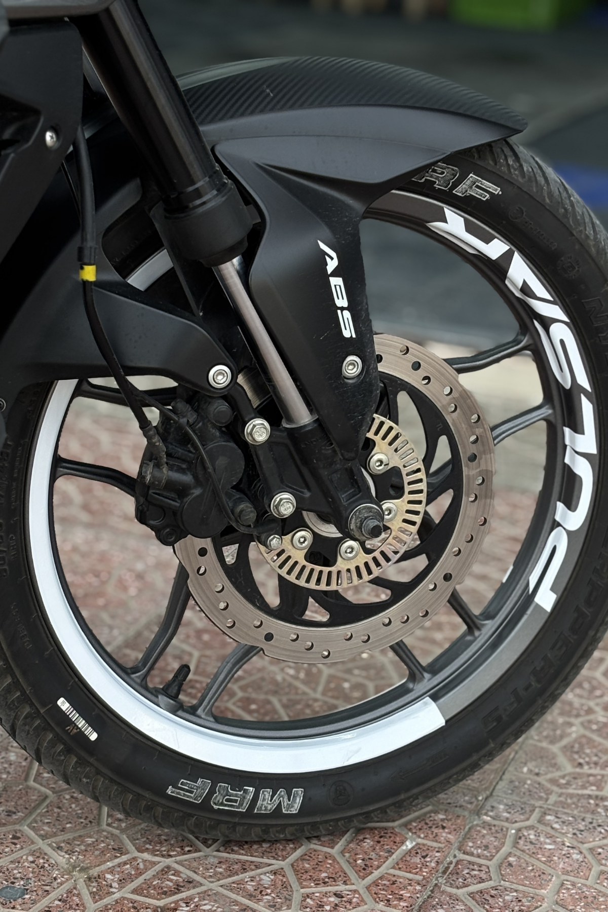Bajaj Pulsar Grubu için Pulsar Yazılı Yarım Jant Şeridi (8 Parça)