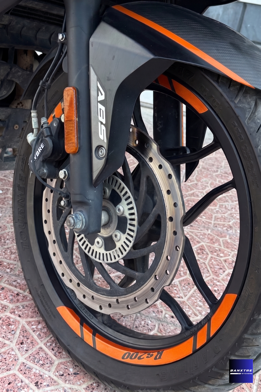 Bajaj Pulsar RS200 için 8 Parça Jant Şeridi Sticker Seti (Tüm Jantlara Yeterlidir)