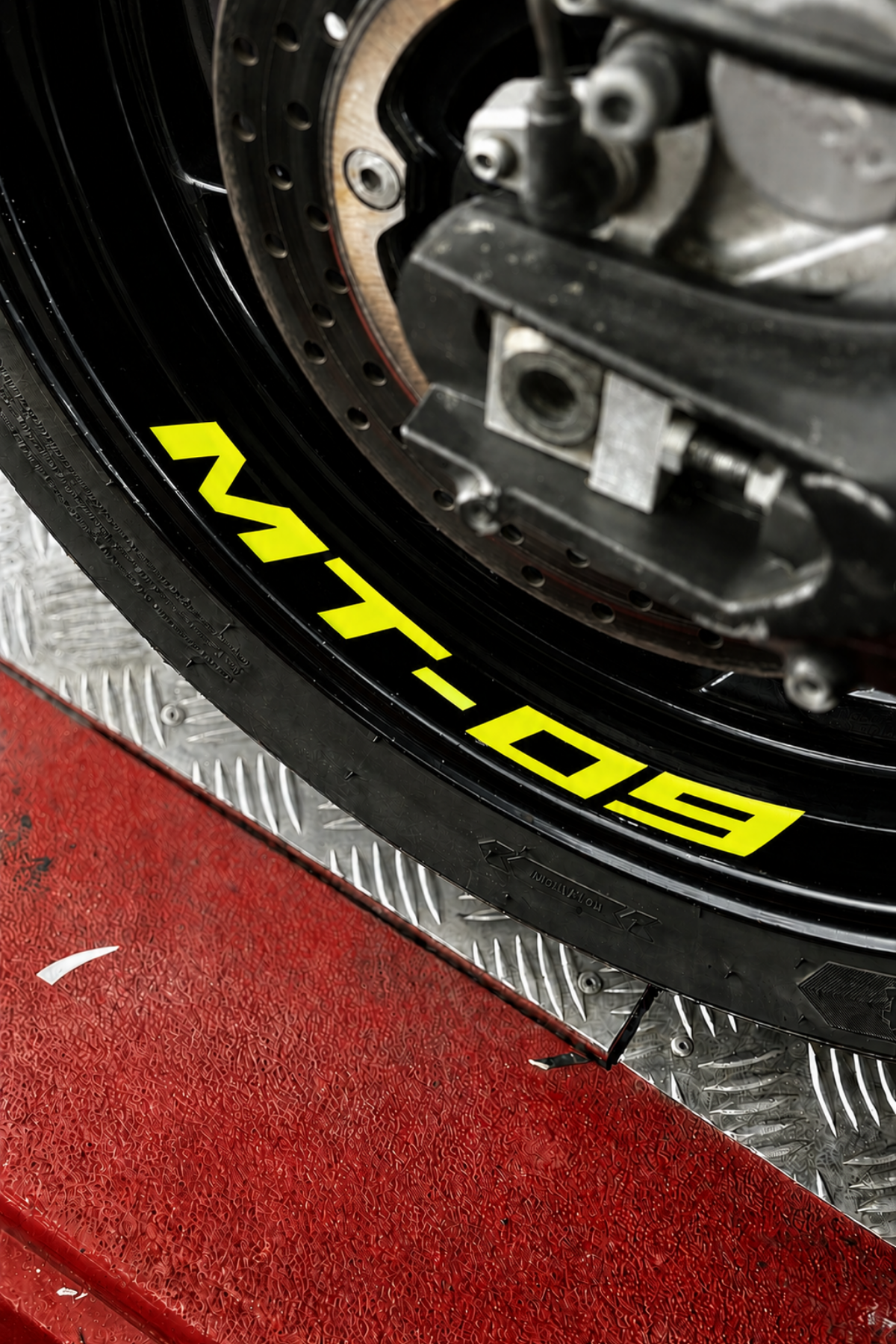 Yamaha MT-09 için Jant için Yazı Sticker Seti (4 Adet)