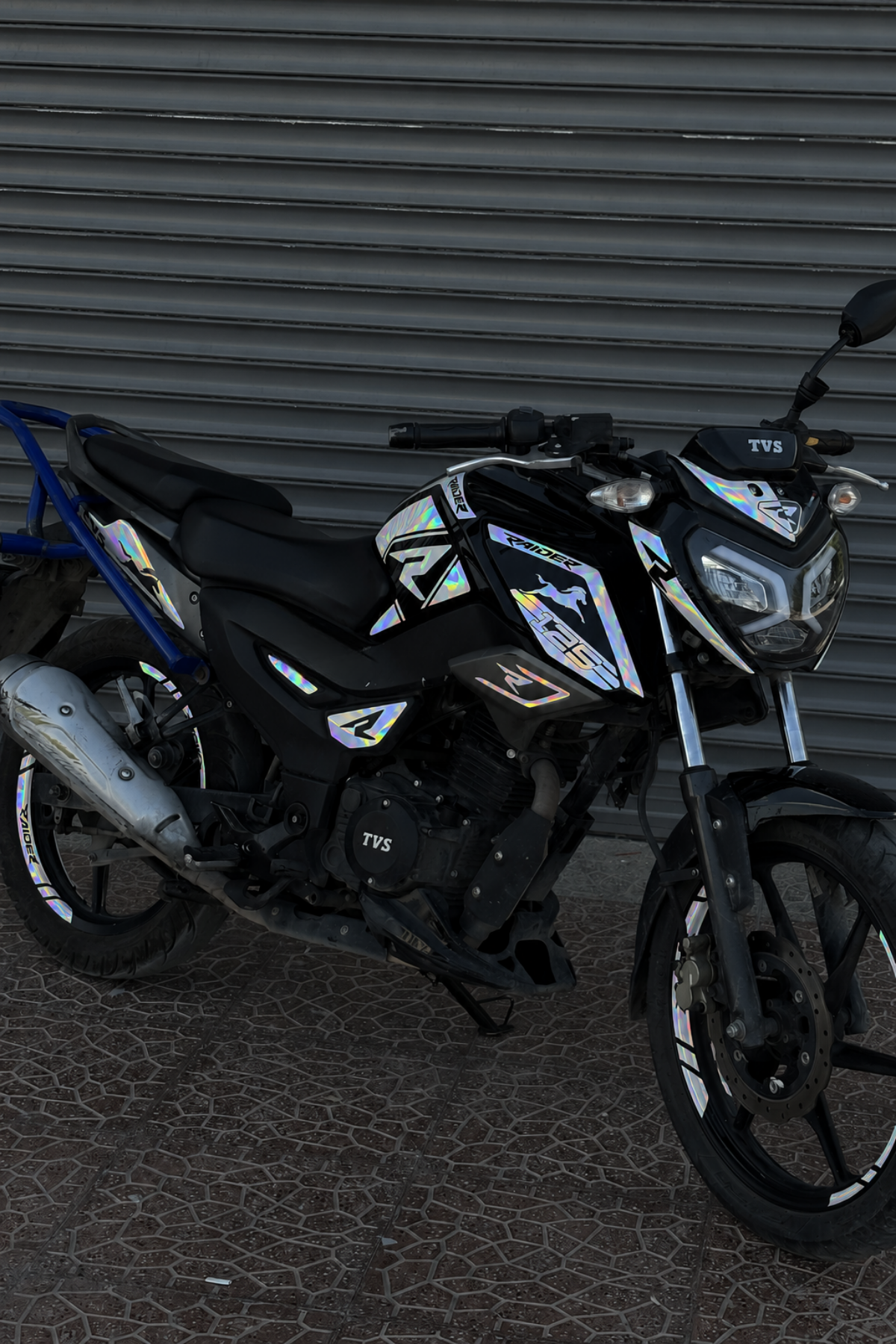 TVS Raider 125 için Premium Seri Komple Sticker Seti (Sağ ve Sol)
