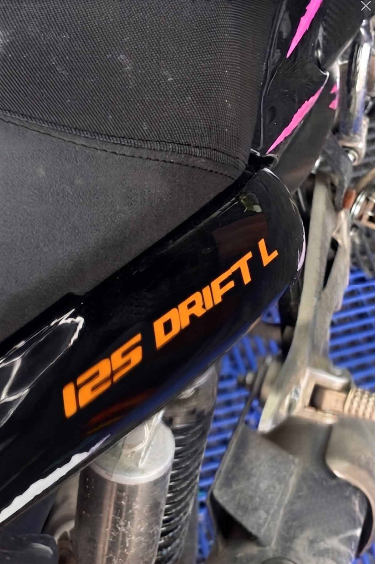 Mondial Drift-L için Orijinal 125 Drift-L Yazı Stıcker Etiket (Sağ ve Sol İçin)